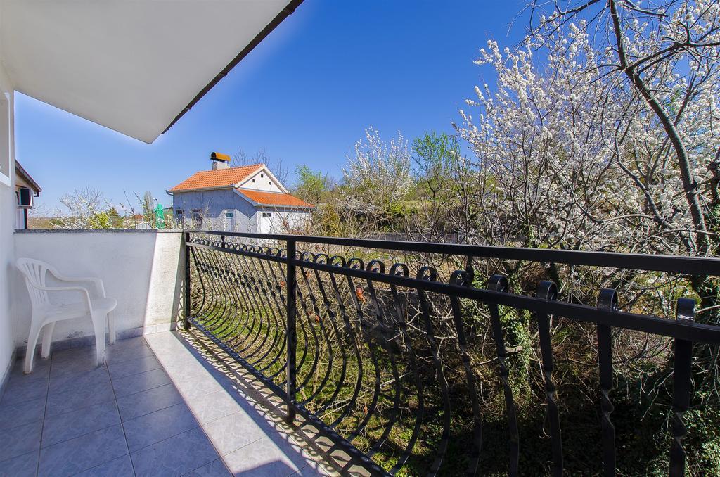 Rooms Marijana Caporice Экстерьер фото